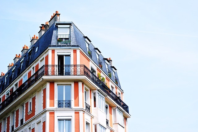 HO COMPERATO UN APPARTAMENTO IN CONDOMINIO: CHI PAGA LE SPESE STRAORDINARIE GIA’ DELIBERATE??